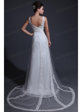 Exquisite V-neck A-line Lace Appliques Wedding Dress with Court Train