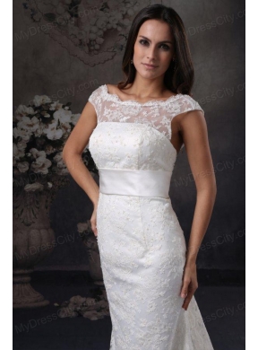 Luxurious Column Scoop Lace Wedding Dress with Watteau Train