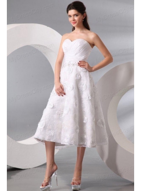 Sweetheart Hand Made Flowers and Beading Tea-length Wedding Dress