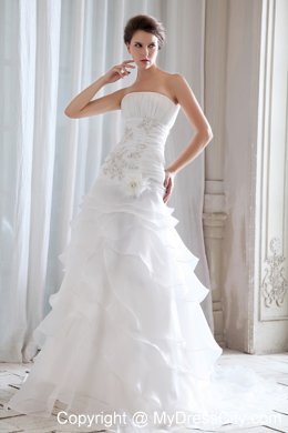 Fashionable A-Line Strapless Organza Beading and Ruching Bridal Gowns