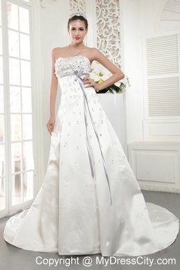 Recommended Long Princess Strapless Court Train Beading Wedding Dress
