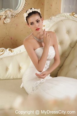 Wonderful A-line Strapless Chapel Train Beaded Organza Wedding Dresses