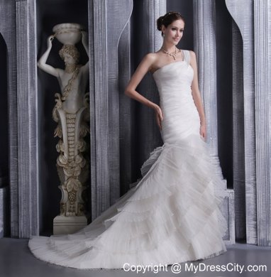 White Mermaid Single Shoulder Ruched Organza Bridal Gowns with Train