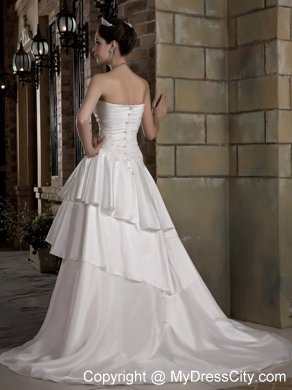 Fashionable A-line Strapless Court Train Appliques Wedding Dress Ruffled