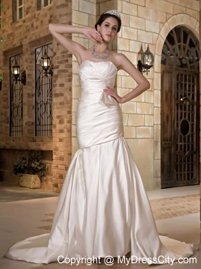 New Mermaid Strapless Chapel Train Ruched Wedding Dress 2013 Hot sale
