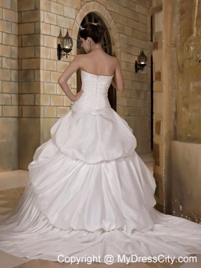 Discount A-line Strapless Court Train Appliques and Pick-ups Wedding Dress