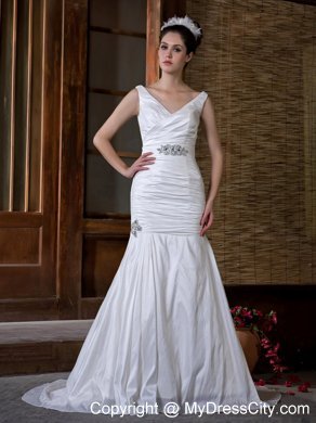 Cheap Mermaid V-neck Taffeta Ruche and Beading Court Train Bridal Gown
