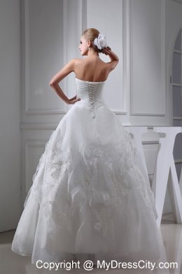 Graceful Appliques and Ruching Sweetheart Wedding Gown Dress on Sale