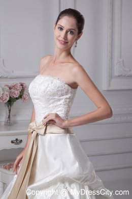 White Appliques A-Line Strapless Wedding Dress with Champagne Ribbon