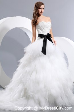 Memorable A-line Sweetheart Wedding Dress with Appliques and Black Bow