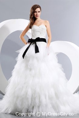 Memorable A-line Sweetheart Wedding Dress with Appliques and Black Bow