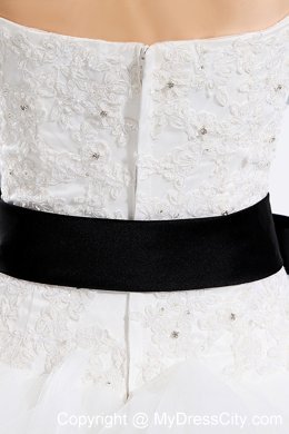 Memorable A-line Sweetheart Wedding Dress with Appliques and Black Bow