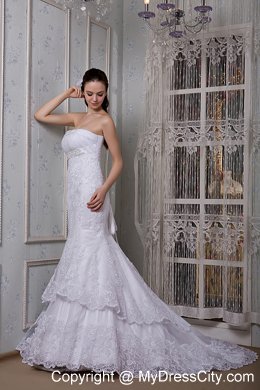 Voguish Mermaid Strapless Court Train Slinky Lace Wedding Dress on Sale