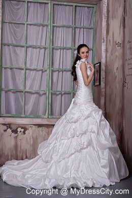 One Shoulder Appliques and Pick-ups A-line Wedding Dress with Flowers