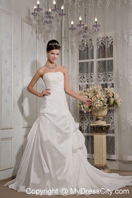 Elegant A-line Strapless Court Train Appliques and Ruches Wedding Dress