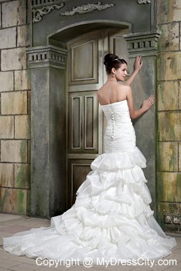 Mermaid Chapel Train Beading Wedding Dress with Ruffled Layers