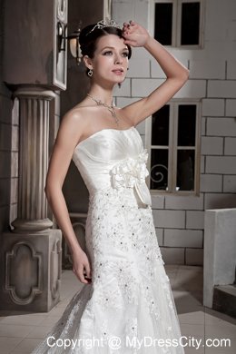 Simple A-line Strapless Lace Hand Made Flowers Wedding Dress