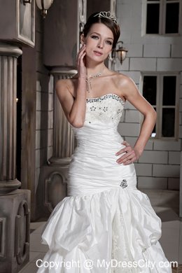 Beautiful Court Train Chapel Train Lace-up Beaded Bridal Gown