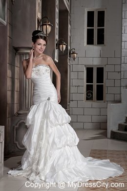 Beautiful Court Train Chapel Train Lace-up Beaded Bridal Gown