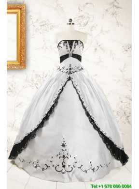 2015 Customize Embroidery White and Black Quinceanera Dresses