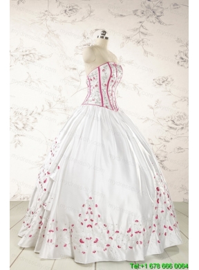 2015 Cheap Strapless Quinceanera Dresses with Appliques