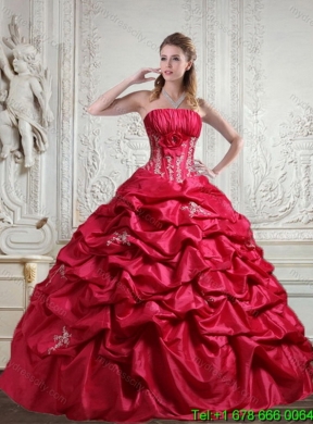 2015 Elegant Strapless Red Quinceanera Dress with Appliques and Pick Ups
