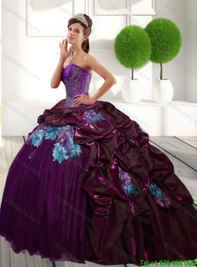 Latest Sweetheart 2015 Quinceanera Dresses with Appliques and Pick Ups