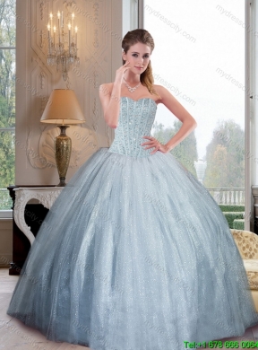 2015 Fashionable Sweetheart Ball Gown Quinceanera Dresses with Beading