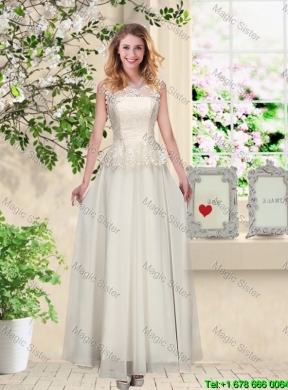 Classical Scoop Appliques Dama Dresses in Champagne