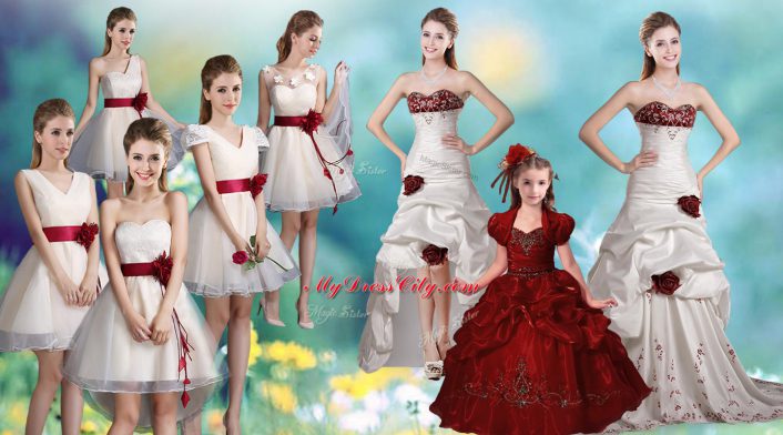 Customized Sleeveless Brush Train Beading and Appliques and Hand Made Flower Zipper Quinceanera Gowns