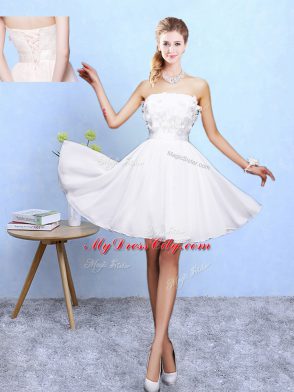 Modern White Sleeveless Knee Length Lace and Appliques Lace Up Dama Dress for Quinceanera
