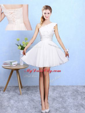 Modern White Sleeveless Knee Length Lace and Appliques Lace Up Dama Dress for Quinceanera