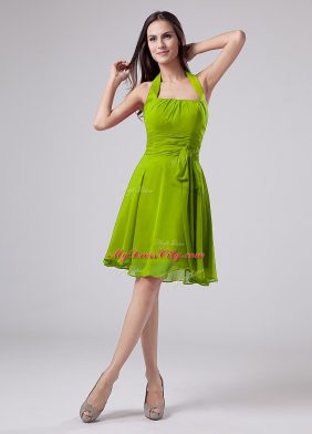 Knee Length Green Mother of the Bride Dress Halter Top Sleeveless Zipper