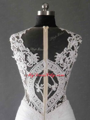 Scoop Sleeveless Wedding Dress Chapel Train Lace White Tulle