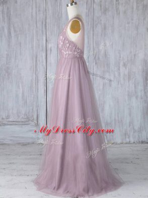 Floor Length Criss Cross Bridesmaid Gown Lavender for Prom and Wedding Party with Appliques