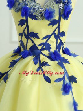 Light Yellow Sleeveless Hand Made Flower Floor Length Quinceanera Gowns