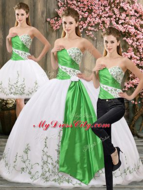White Sleeveless Embroidery and Belt Floor Length Ball Gown Prom Dress