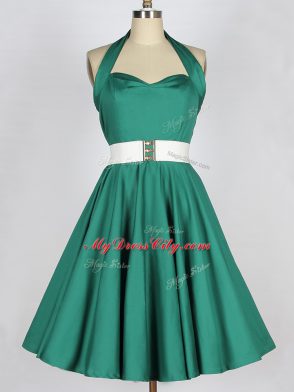 Spectacular Sleeveless Knee Length Belt Lace Up Vestidos de Damas with Dark Green