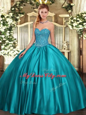 Sweetheart Sleeveless Satin Vestidos de Quinceanera Beading Lace Up