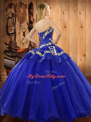 Custom Designed Sleeveless Floor Length Embroidery Lace Up Vestidos de Quinceanera with Green