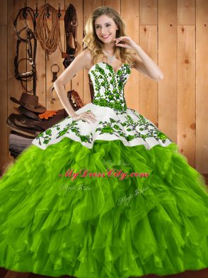 Sweetheart Neckline Embroidery and Ruffles Quinceanera Gowns Sleeveless Lace Up