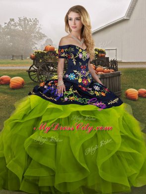 Simple Off The Shoulder Sleeveless Lace Up Quinceanera Dress Yellow Green Tulle