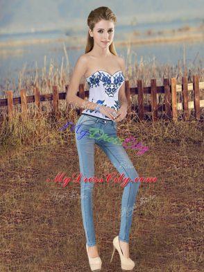 Elegant Sweetheart Sleeveless Organza 15th Birthday Dress Embroidery and Ruffled Layers and Bowknot Lace Up