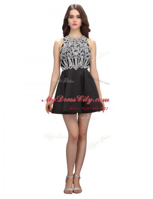 Scoop Sleeveless Satin Mini Length Zipper Prom Dress in Black with Beading