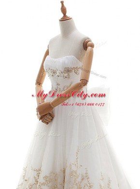 Pretty White Strapless Neckline Appliques and Bowknot Bridal Gown Sleeveless Lace Up