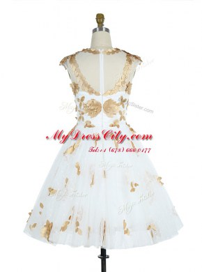 Flirting Scoop Lace White Zipper Prom Party Dress Appliques Sleeveless Knee Length