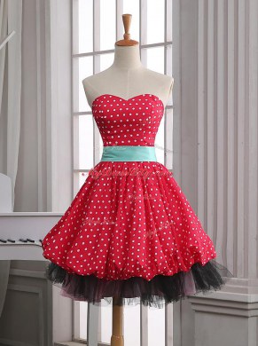 Stunning Sleeveless Mini Length Lace and Pleated Zipper with Red