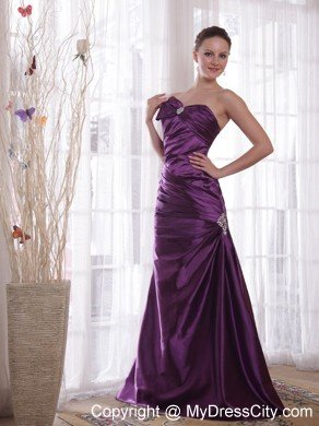 Elegant Ruching Brooch Sweetheart Purple Prom Gowns for Ladies