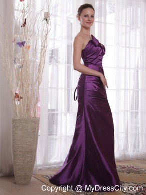 Elegant Ruching Brooch Sweetheart Purple Prom Gowns for Ladies