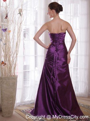 Elegant Ruching Brooch Sweetheart Purple Prom Gowns for Ladies